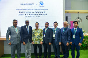 Group Photo following MoU with BMW Malaysia